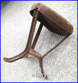Antique PRIMITIVE MILKING STOOL withSTAR cast iron PLANT STAND farm, cow, goat PENNA