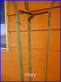 Green Shabby Metal Plant Stand Wrought Metal Chippy Cottage Country Style Rusty