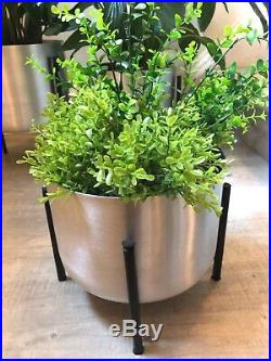 Silver Planters on Stand Set of 3 Large Plant Pots with Individual Pot Racks