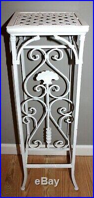 Vintage Tall Ornate Lattice Top Heavy Metal Wrought Iron 31 Plant Stand Holder