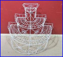 White Painted Classic Decorative Metal Wire Plant Fern Flower Stand C1940